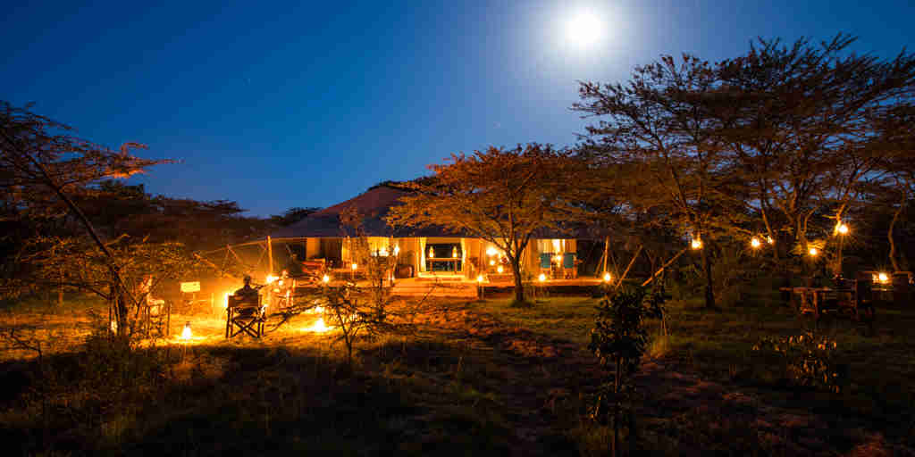 camp fire, mara expedition, maasai mara, kenya