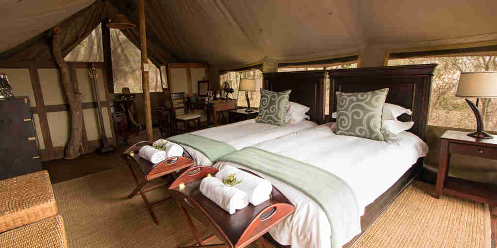 twin room, plains camp, rhino walking safaris, kruger national park, south africa