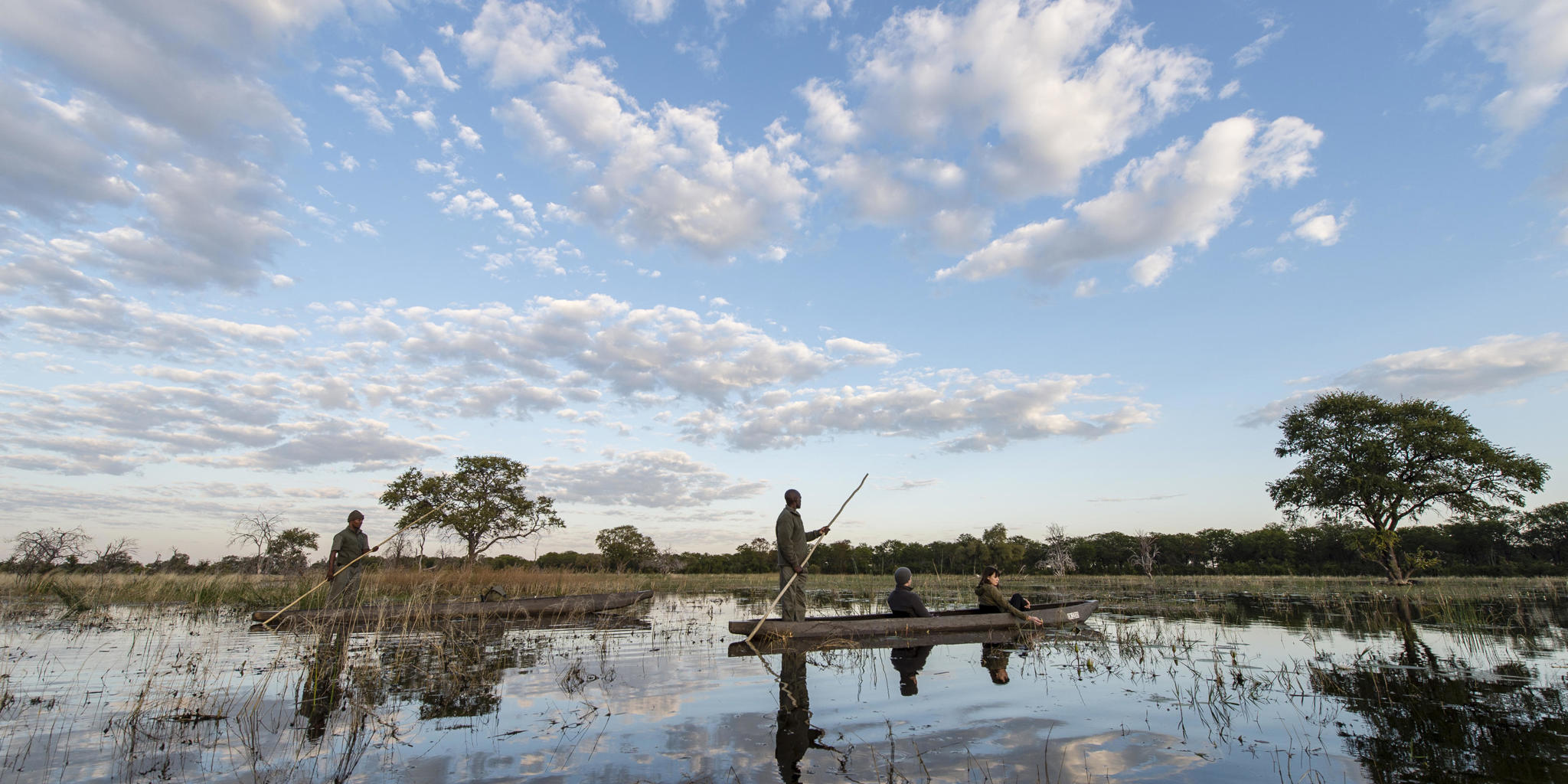 mokoro, tuludi camp, khwai private reserve, botswana