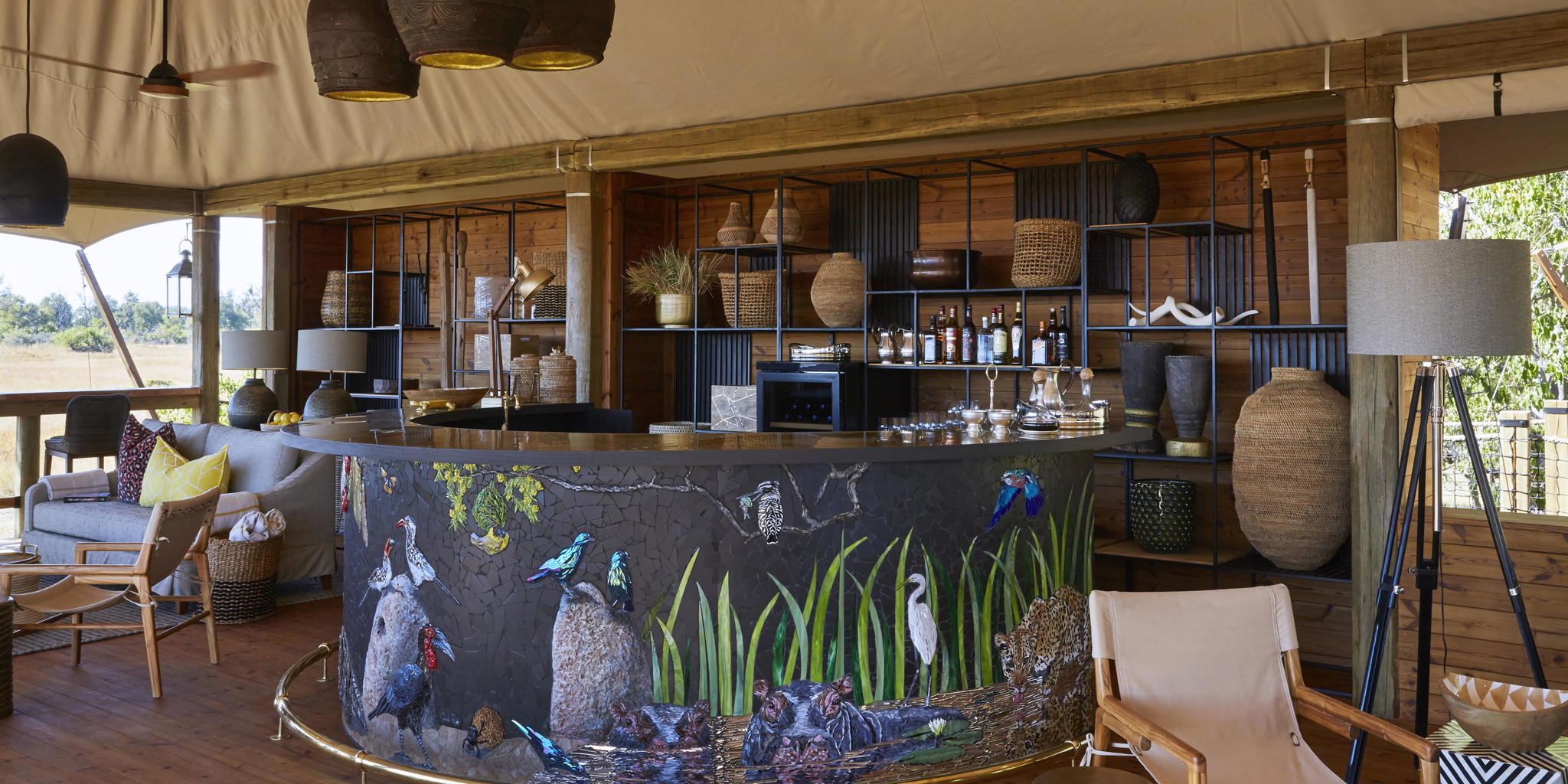 bar, tuludi camp, khwai private reserve, botswana