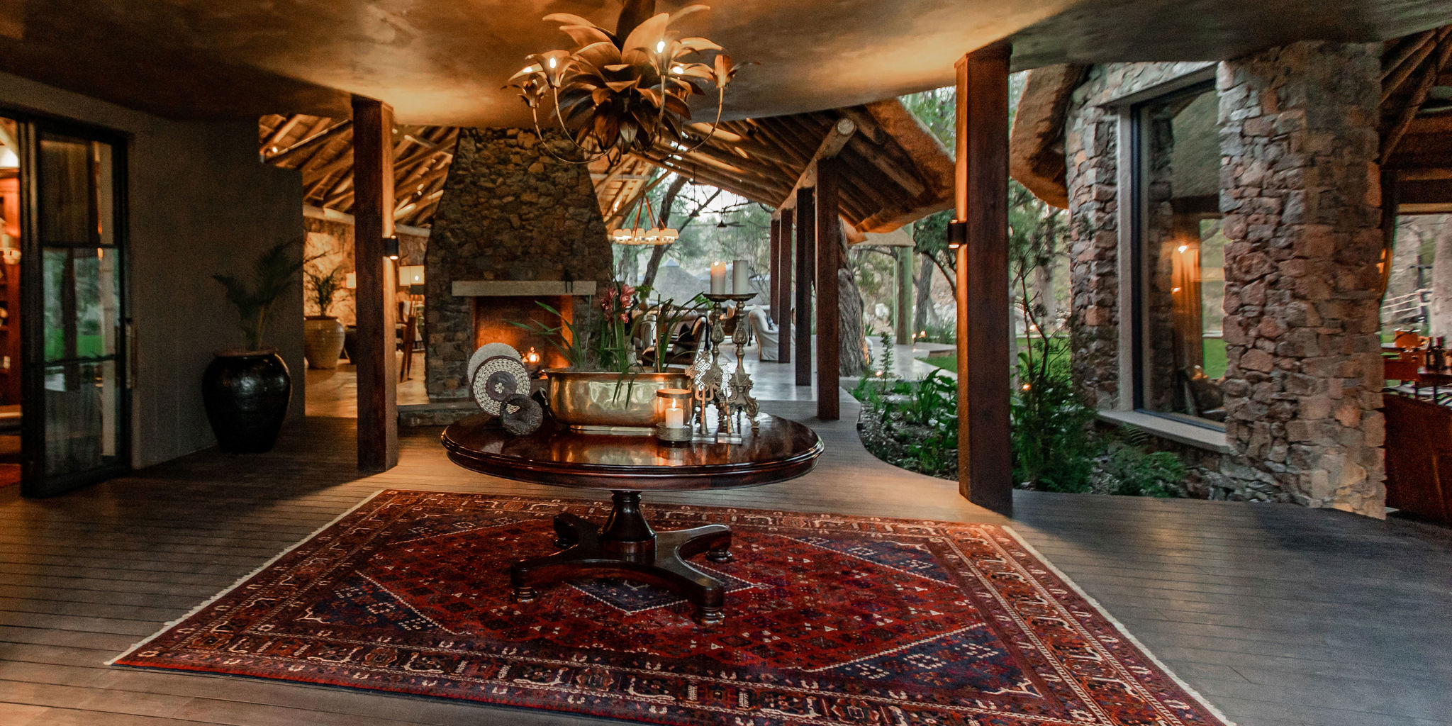 entrance, dulini moya, sabi sand reserves, south africa