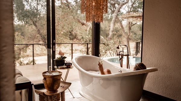 bathroom, dulini moya, sabi sand reserves, south africa