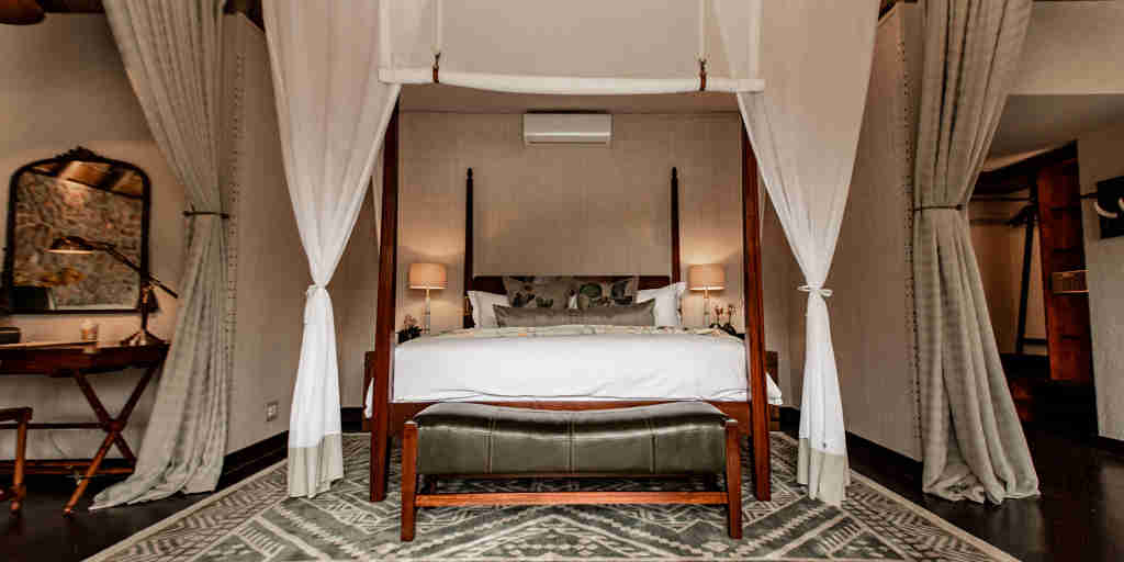 bedroom, dulini moya, sabi sand reserves, south africa