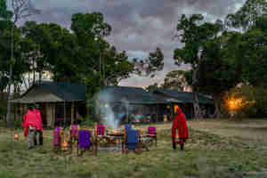 camp fire, lemala ndutu, the serengeti, tanzania
