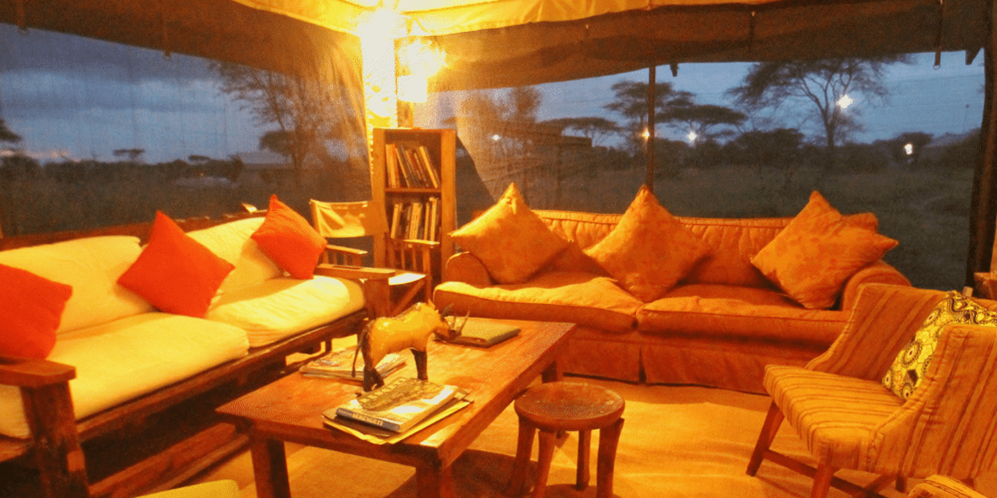 lounge area, pembezoni classic green camp, the serengeti, tanzania
