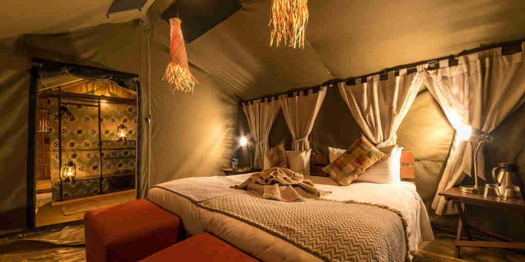 double bedroom, hwange bush camp, hwange national park, zimbabwe