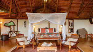 bedroom, candle lit bath, elsas kopje meru, meru national park, kenya
