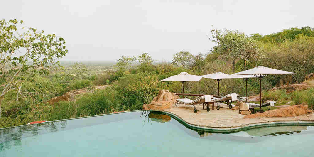 pool, candle lit bath, elsas kopje meru, meru national park, kenya