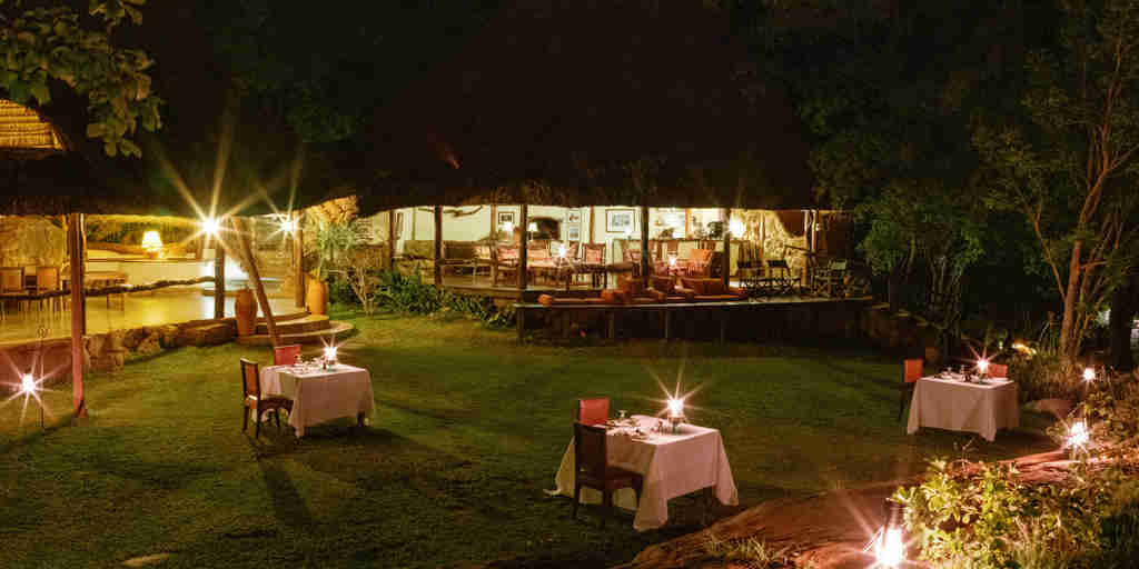 evening dining, candle lit bath, elsas kopje meru, meru national park, kenya