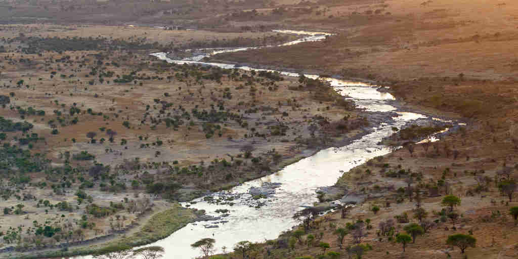 mara river, mara under canvas tented camp, the serengeti, tanzania