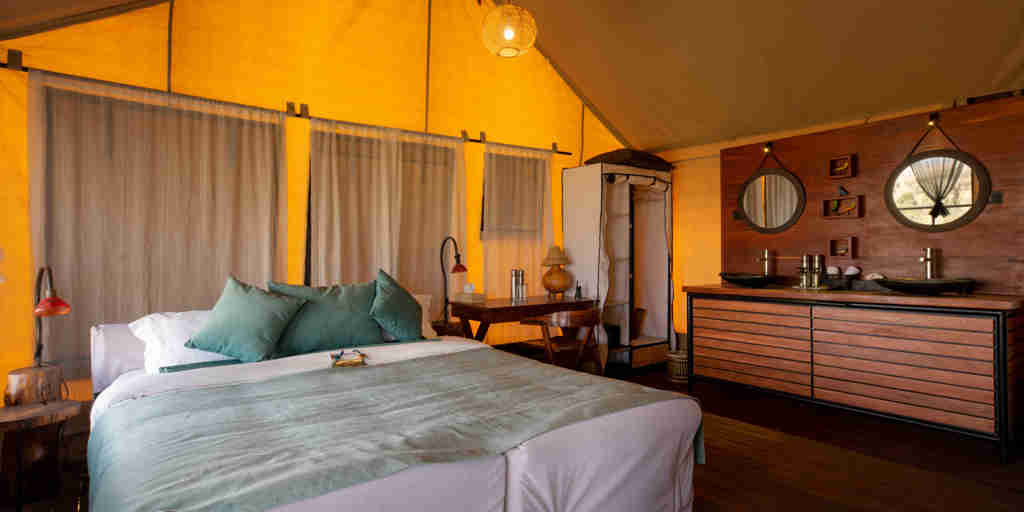 double room, nyikani camp central serengeti, tanzania