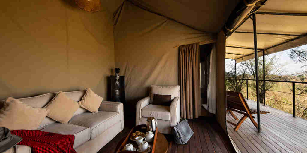 lounge decking, nyikani camp central serengeti, tanzania