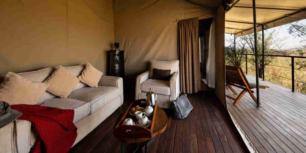 lounge decking, nyikani camp central serengeti, tanzania