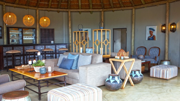 bar and lounge,  thanda tented camp, kwazulu natal safaris, south africa