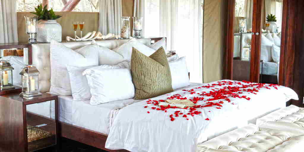honeymoon suite, thanda tented camp, kwazulu natal safaris, south africa