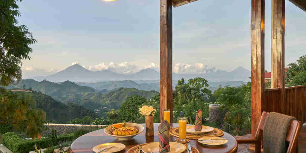 breakfast with a view, nkuringo bwindi gorilla lodge, bwindi impenetrable national park, uganda