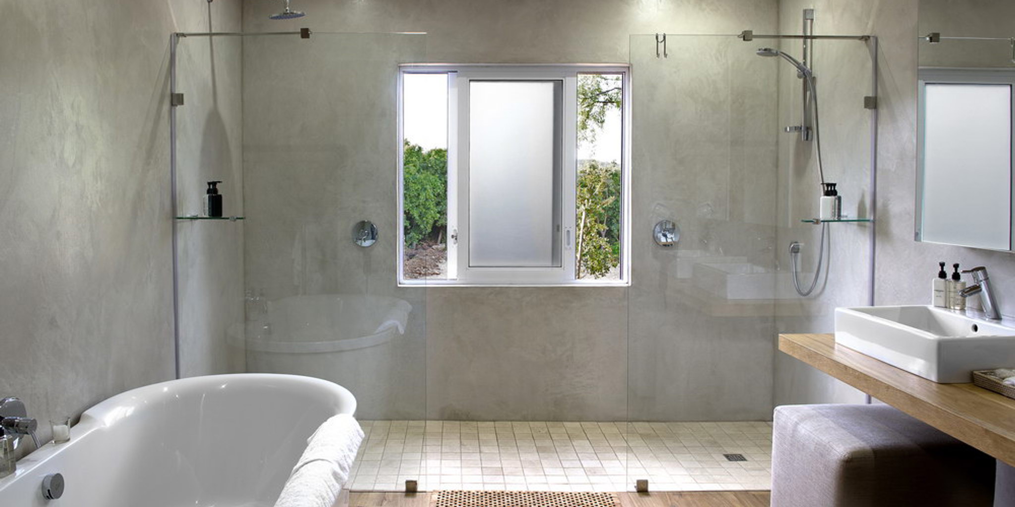 Garden Suite Bathroom