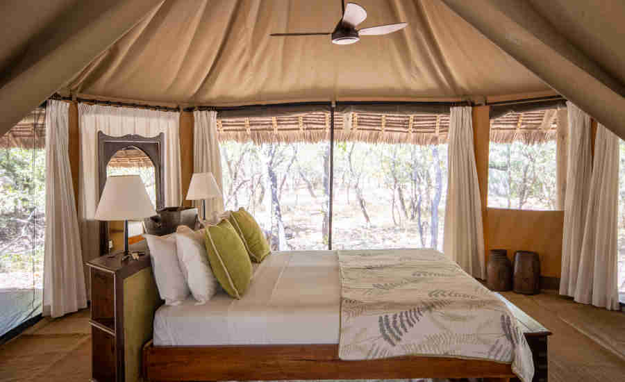 bedroom interior, siwandu camp, nyerere national park, tanzania