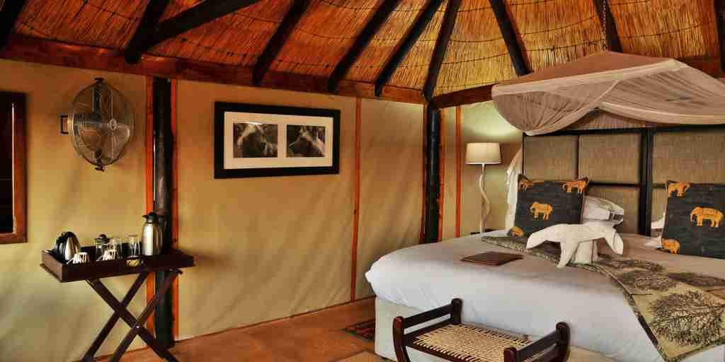 double bedroom, ivory safari lodge, hwange national park. zimbabwe