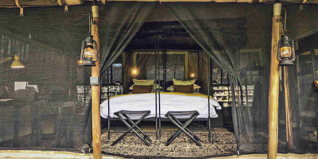 exclusive use tent, forest chem chem, tarangire national park, tanzania