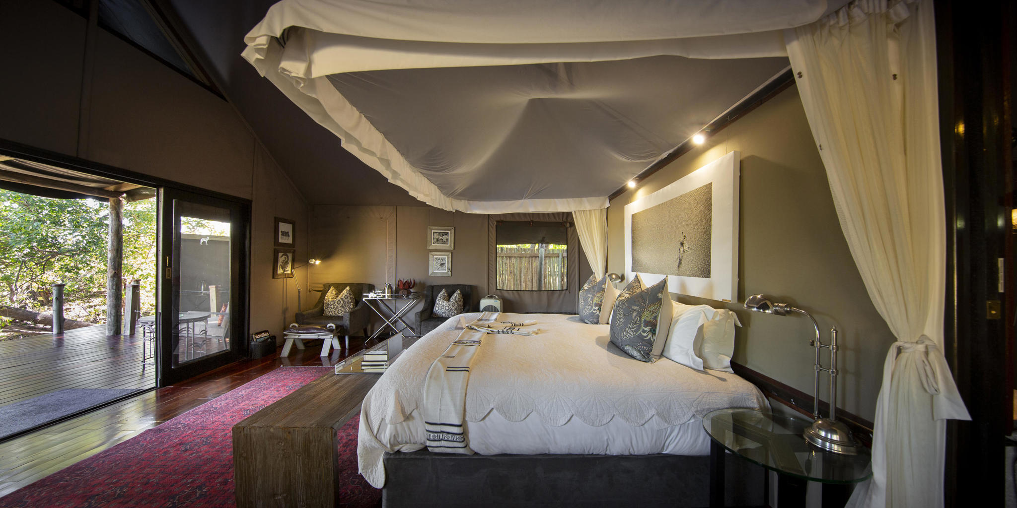 bedroom, chitabe camp, okavango delta, botswana