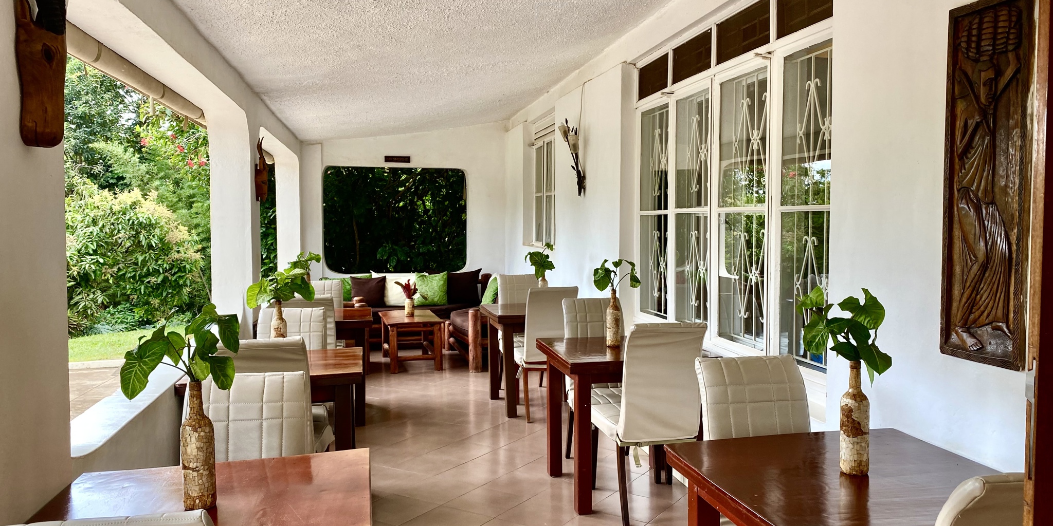 dining area, karibu guesthouse, entebbe, uganda