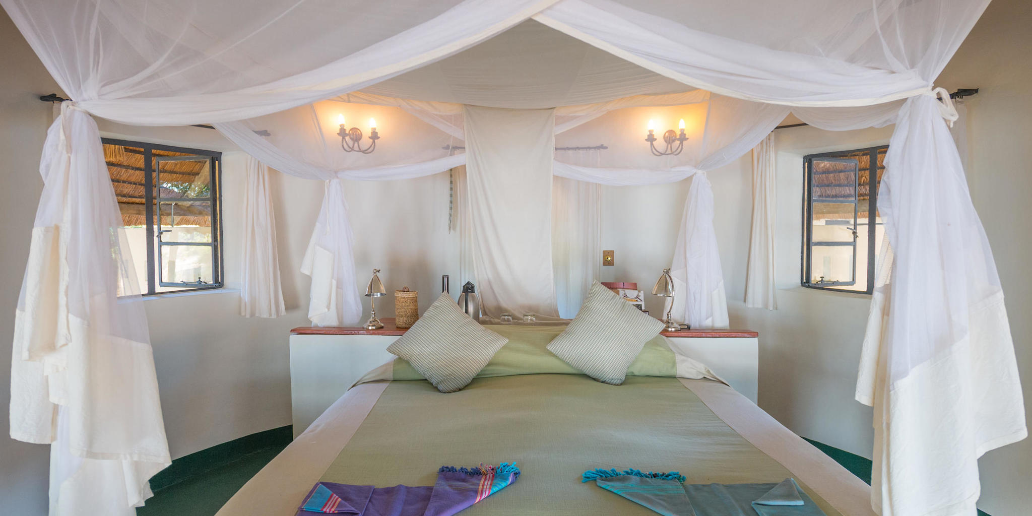 bedroom, nsefu camp, south luangwa national park, zambia