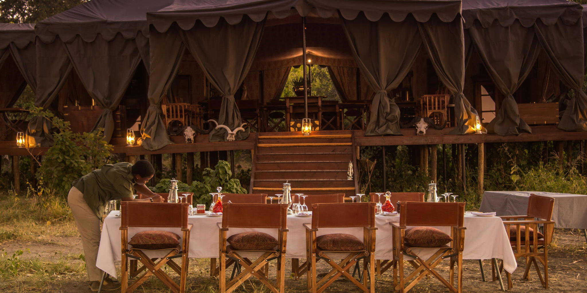 exterior dining, dukes camp, okavango delta, botswana