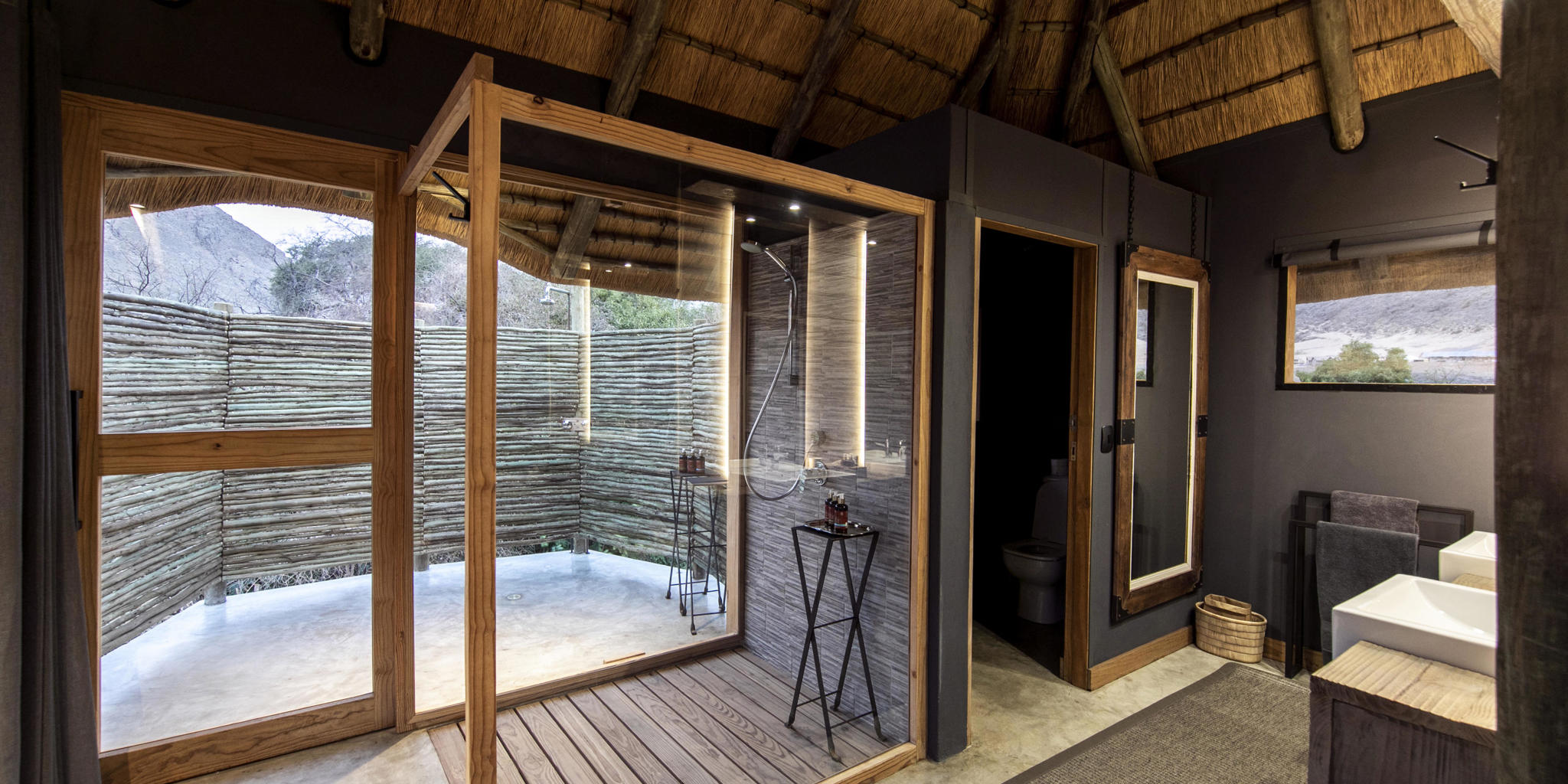 bethroom, wilderness serra cafema, kunene river, namibia