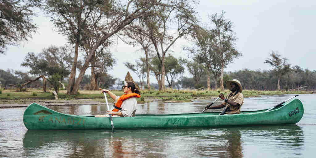 Canoeing, Zambezi River, Anabezi, Zambia