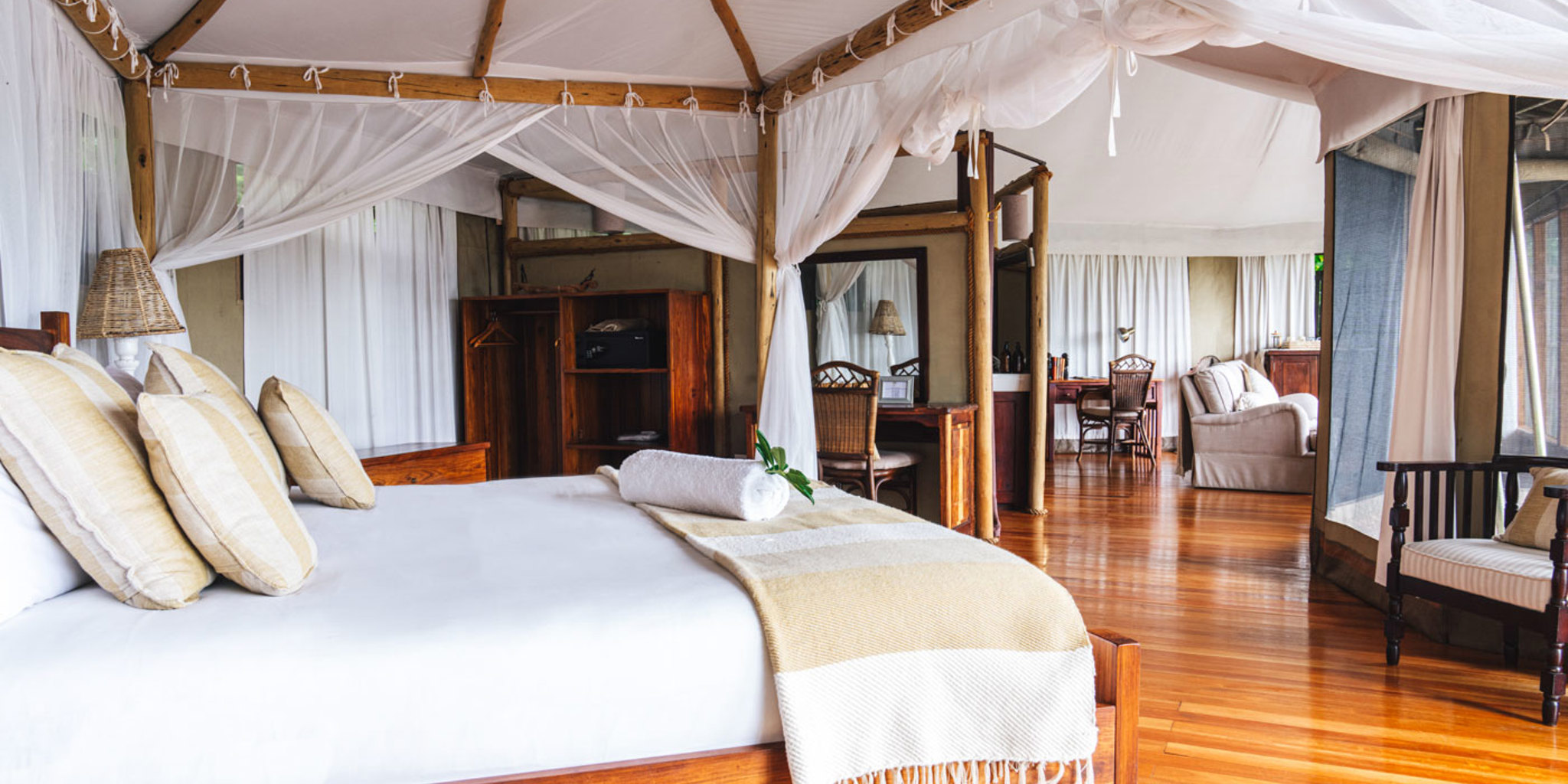 Guest bedroom view, Anabezi, Zambia