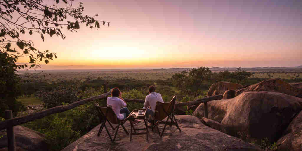 sundowners, Elewana Serengeti Pioneer Camp, the serengeti, tanzania
