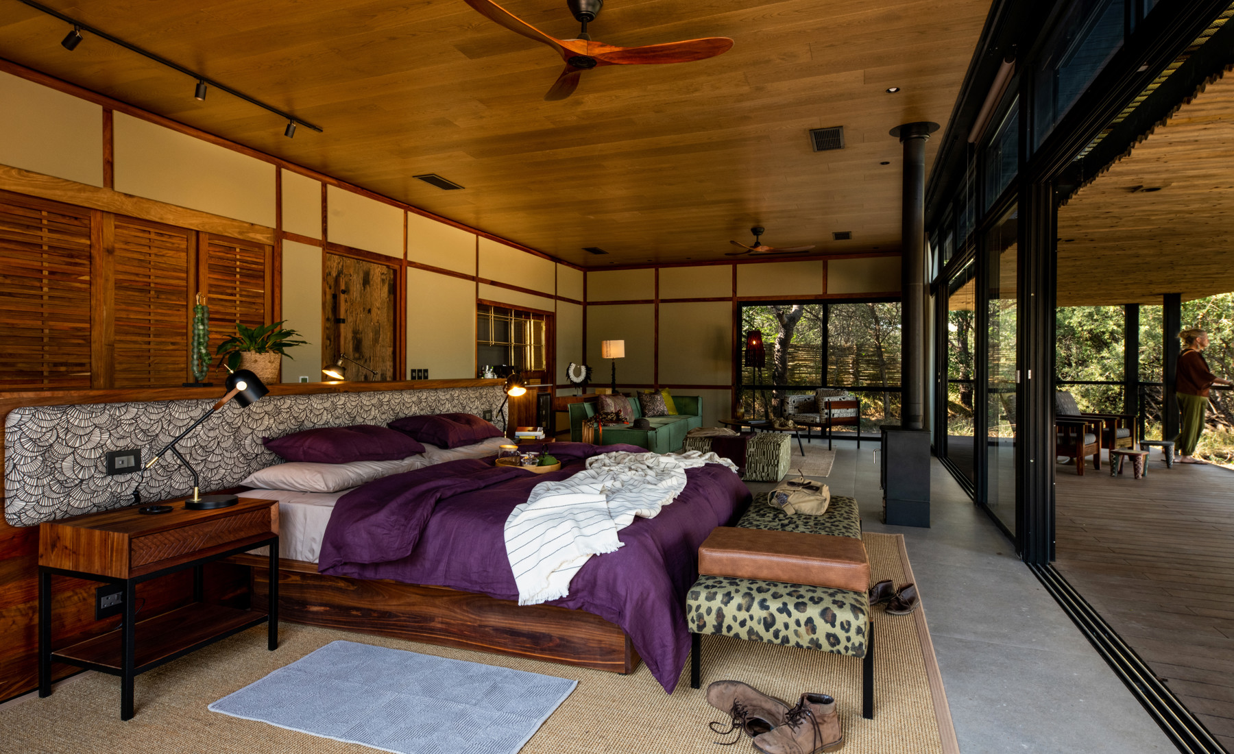 suite interior, tanda tula safari camp, timbavati private game reserve, south africa