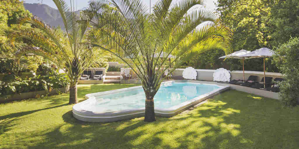 lazy summer days at the pool schoone oordt country hotel swellendam