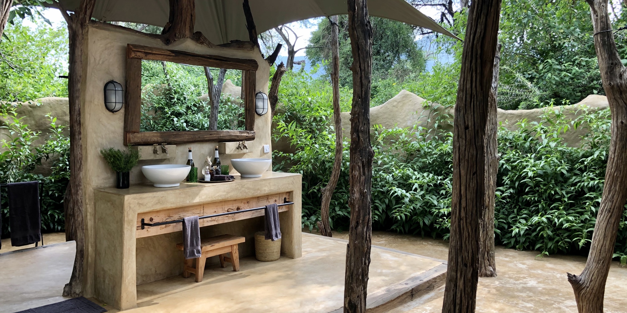 Kalepo Camp Luxury Lodges in Kenya