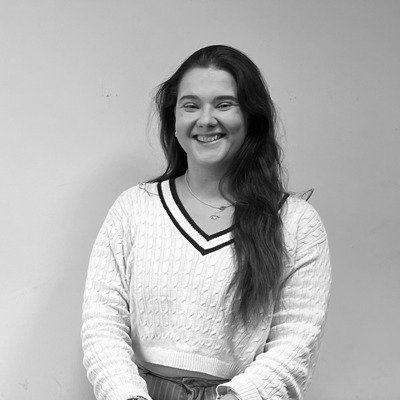 Savanna Allport, Headshot, Meet The Team