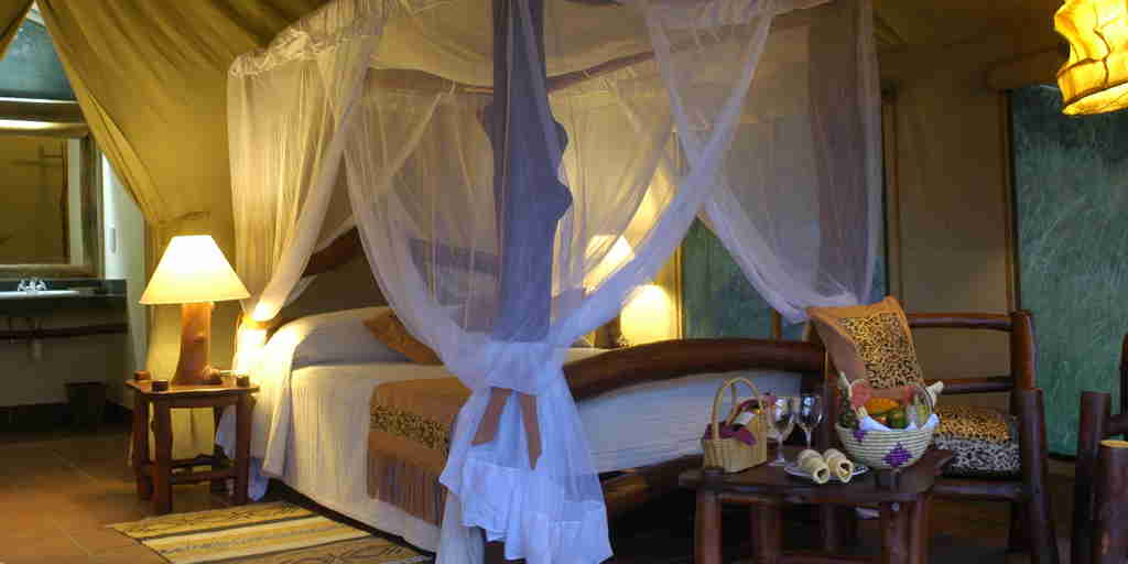 05   Guest Tent Interior