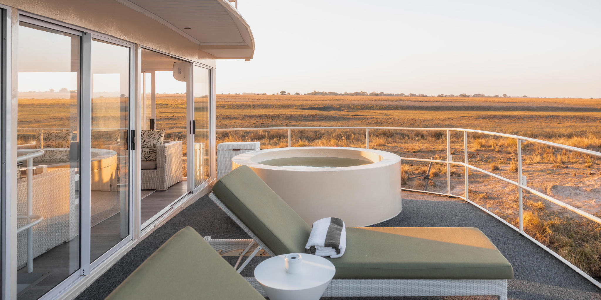 Plunge Pool, Chobe Princess, Chobe NP, Botswana