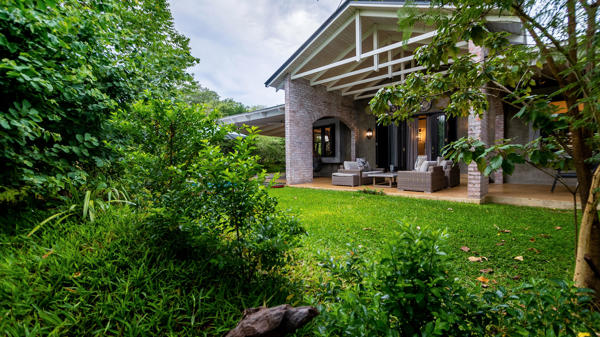 Exterior, Mbano Manor, Victoria Falls, Zimbabwe