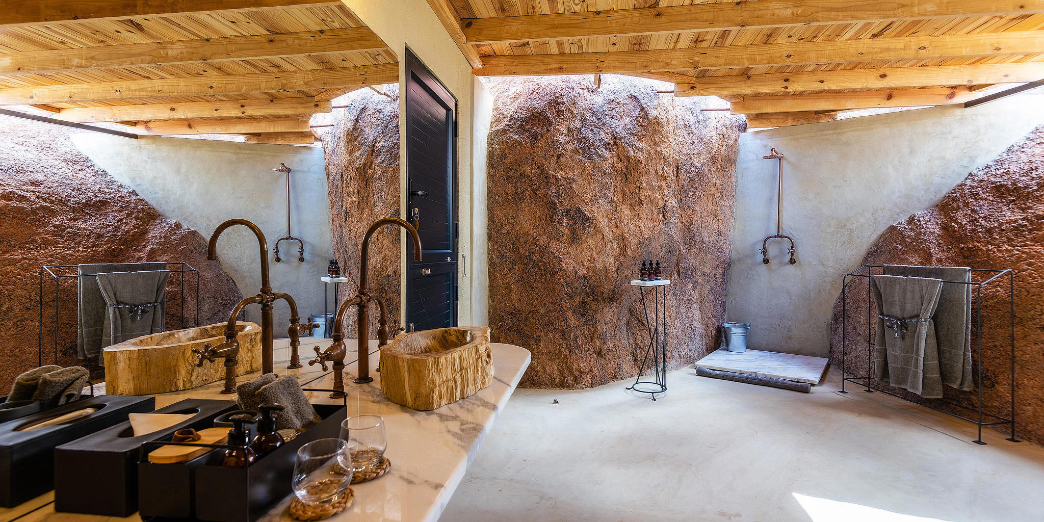 Bathroom, Onduli Ridge, Doro Nawas Conservancy, Namibia