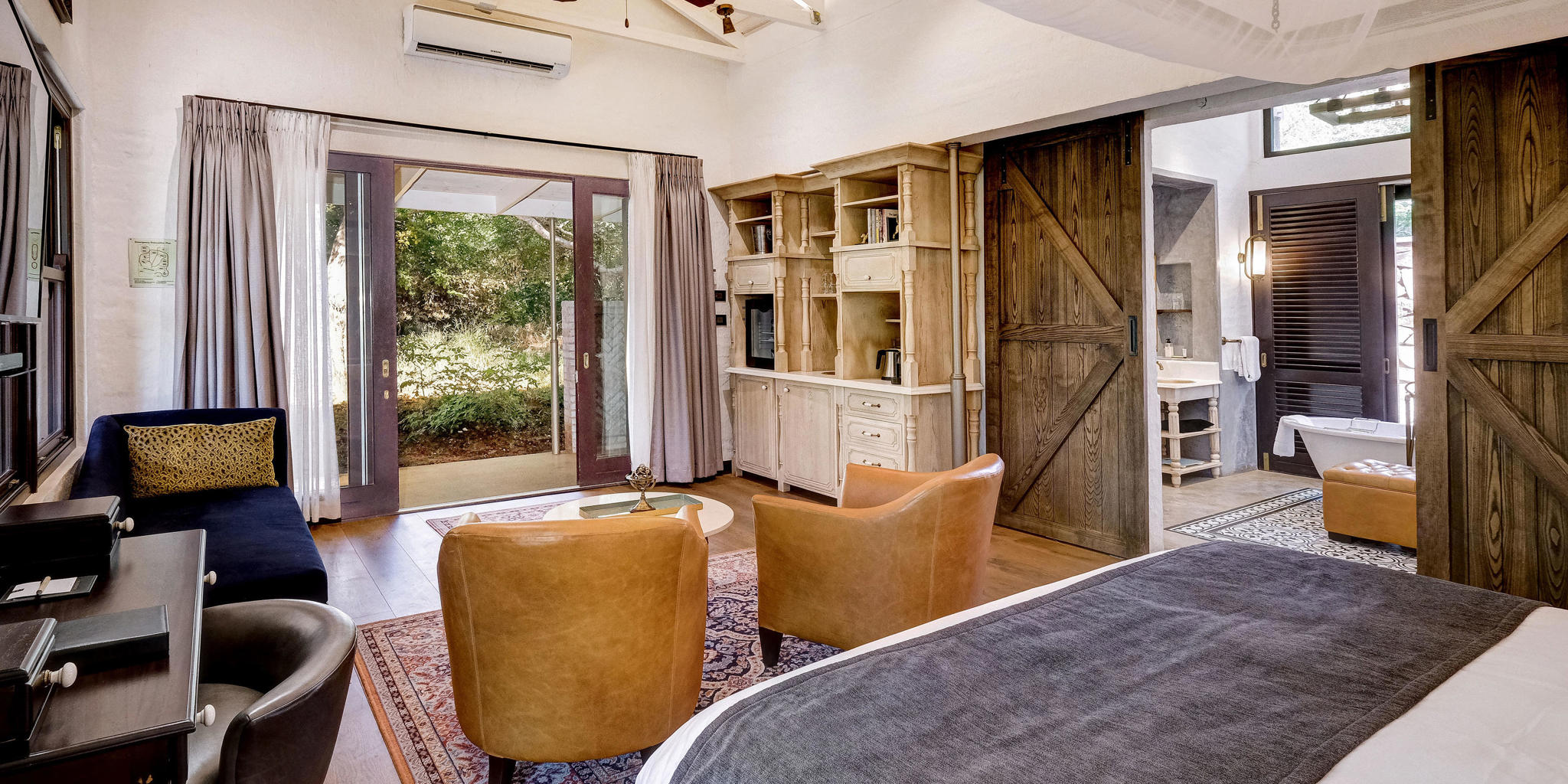 Bedroom, Mbano Manor, Victoria Falls, Zimbabwe
