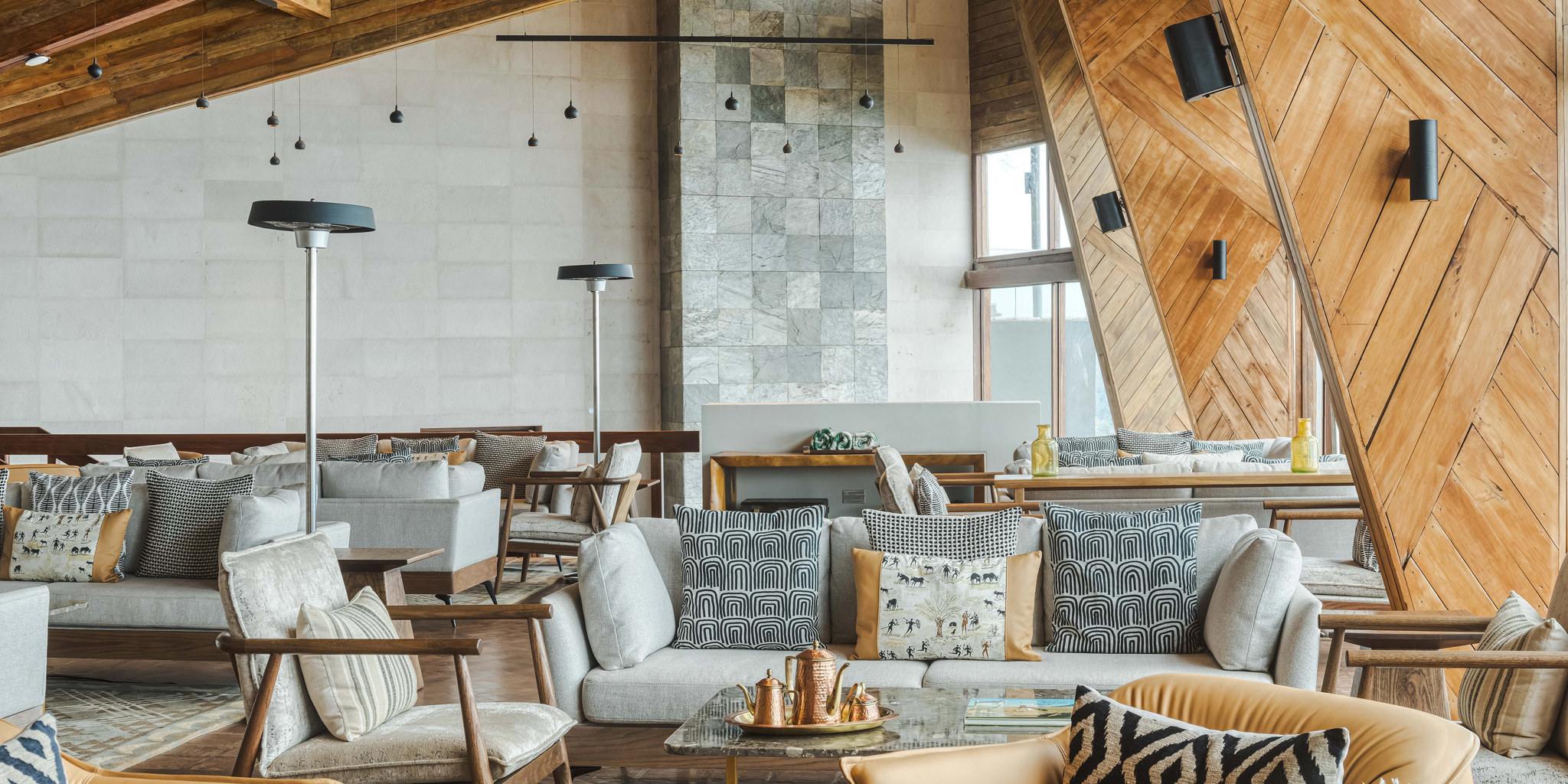 Bar, Ngorongoro Lodge, Ngorongoro Crater, Tanzania
