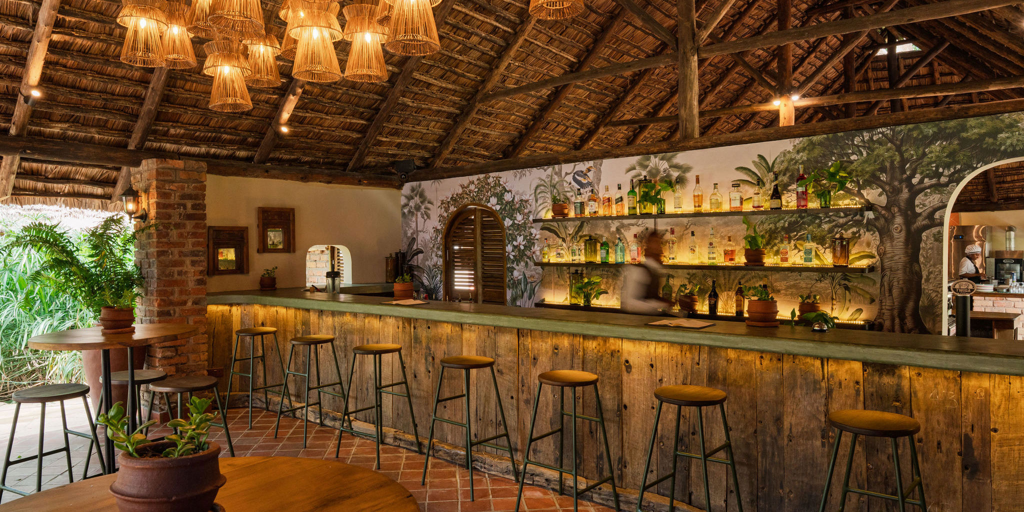 Bar, Rivertrees Country Inn, Arusha, Tanzania