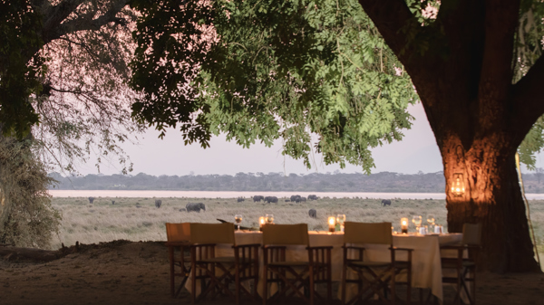 Dining, Little Ruckomechi, Mana Pools, Zimbabwe