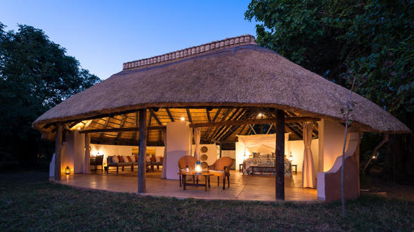 Dining, Nkwali Camp, South Luangwa, Zambia
