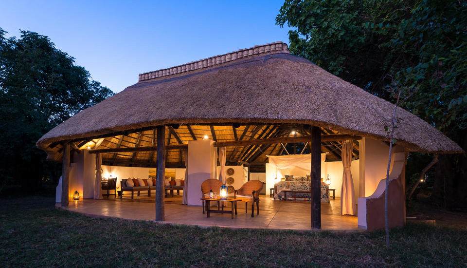 Dining, Nkwali Camp, South Luangwa, Zambia