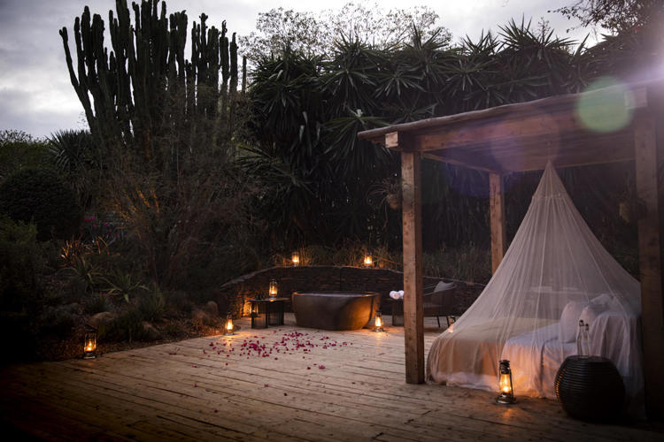 Starbed Bath, Segera Retreat, Laikipia, Kenya