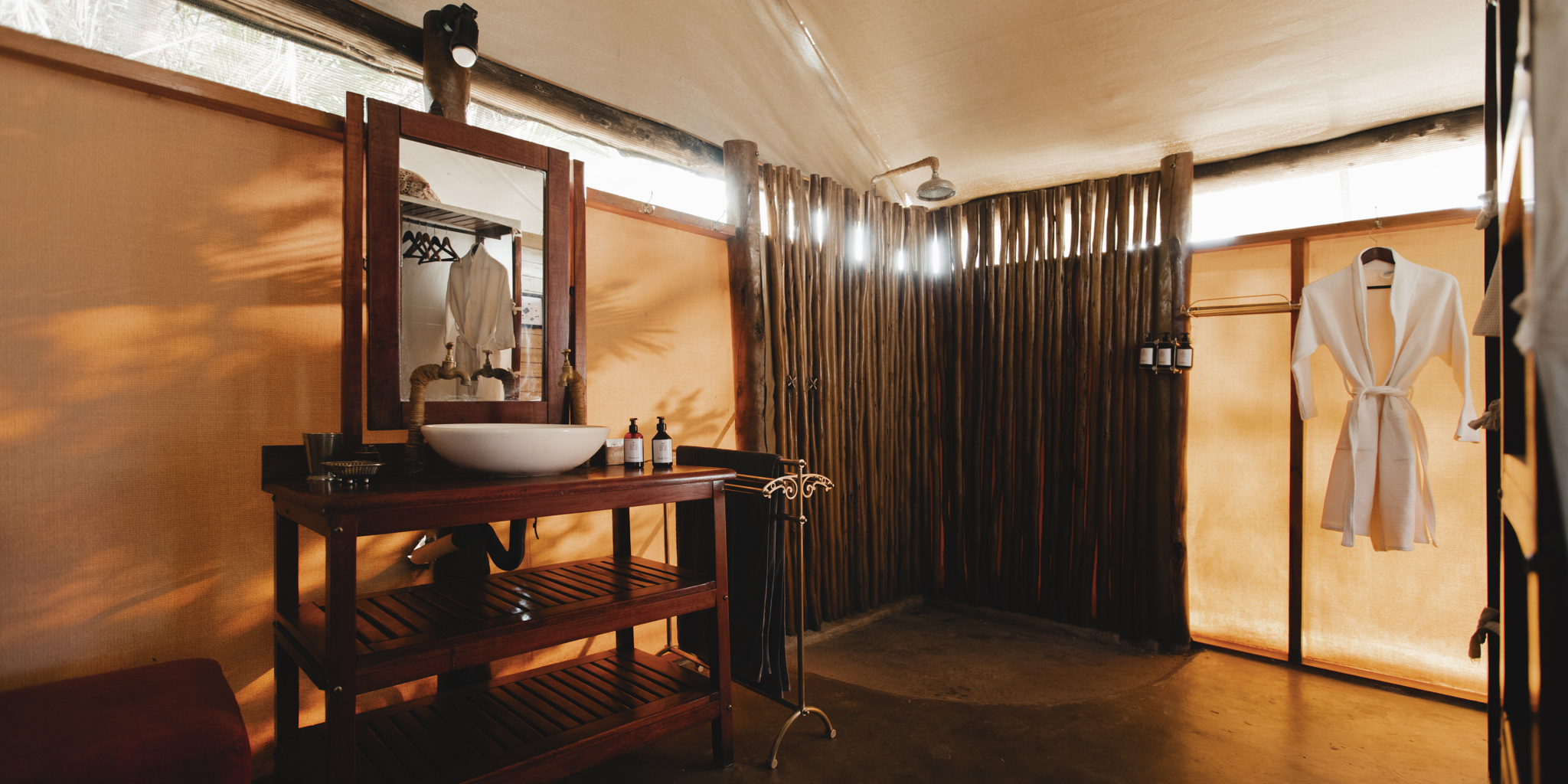Bathroom, Wilderness Busanga Bush Camp