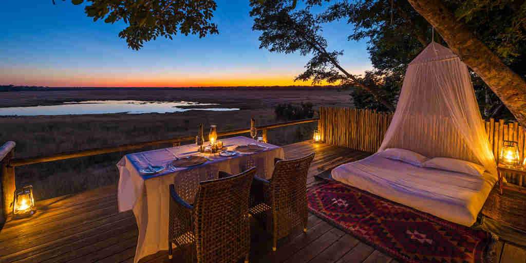 Evening Dining, Little Makalolo, Hwange NP, Zimbabwe