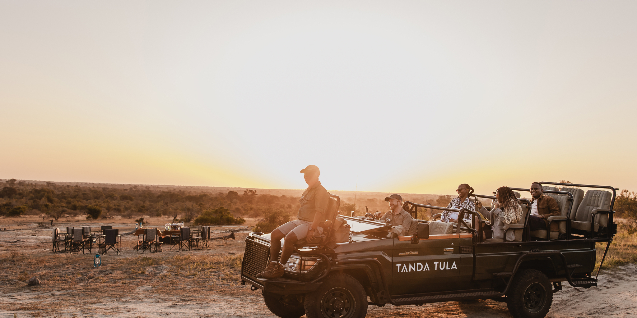 Sundowners, Tanda Tula, Opulent South Africa
